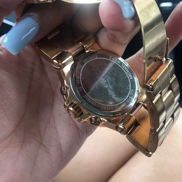 Michael Kors Women’s Watch - Picture 2 of 6